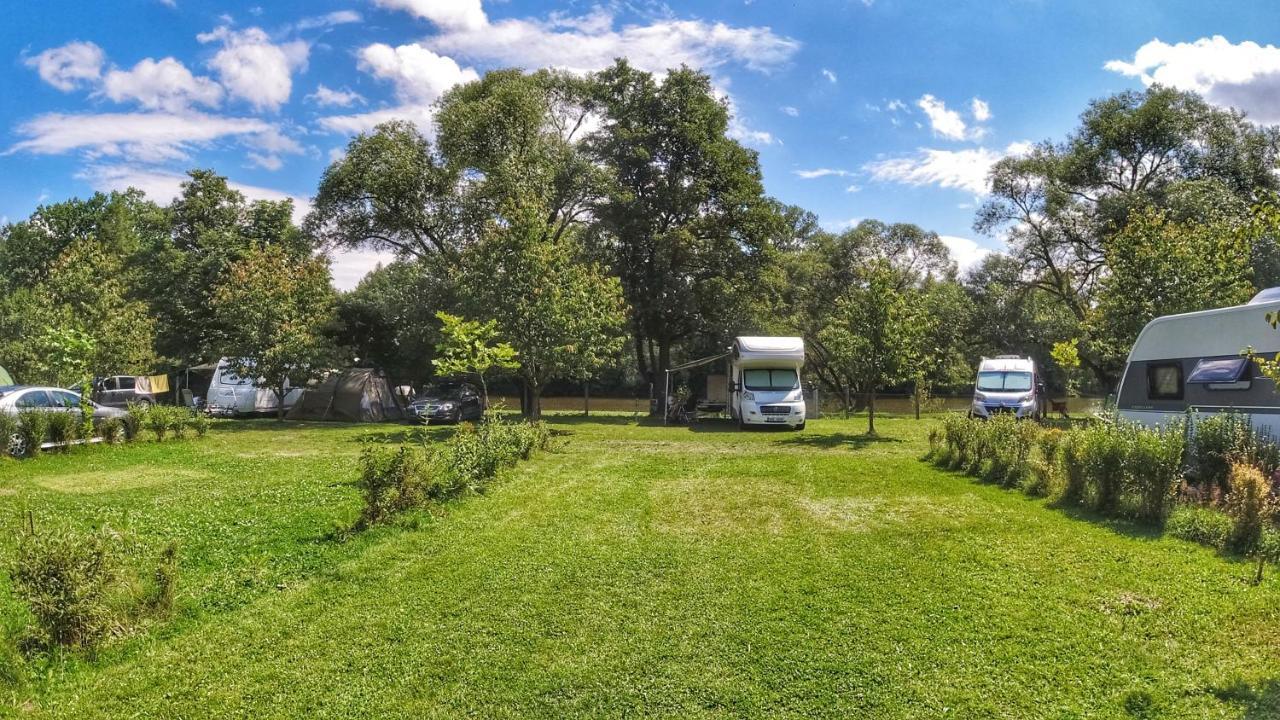 Camping Prima Týn nad Vltavou Eksteriør bilde